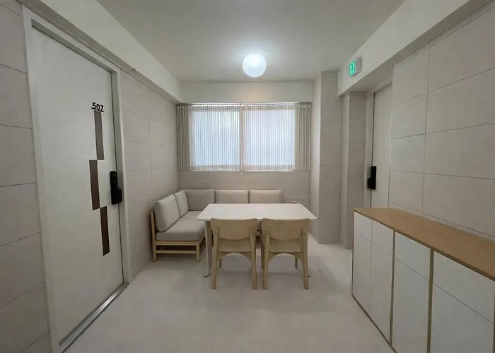 Hausda Private Bathroom Two-queen-beds Picture Window Gasthof Seoul