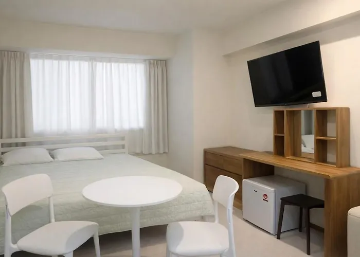 Hausda Private Bathroom Two-queen-beds Picture Window *