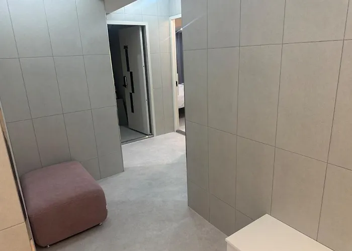 Gasthof Hausda Private Bathroom Two-queen-beds Picture Window *