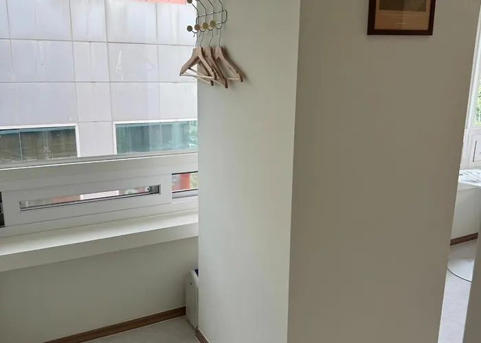 Hausda Private Bathroom Two-queen-beds Picture Window