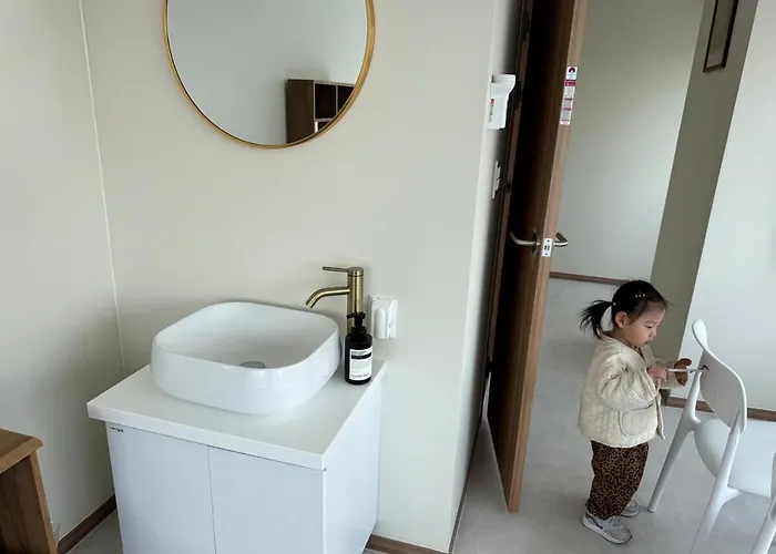 Hausda Private Bathroom Two-queen-beds Picture Window Seoul