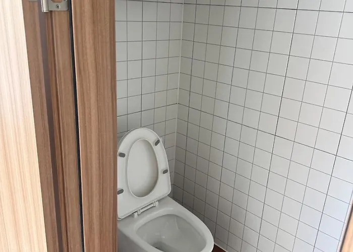 Gasthof Hausda Private Bathroom Two-queen-beds Picture Window