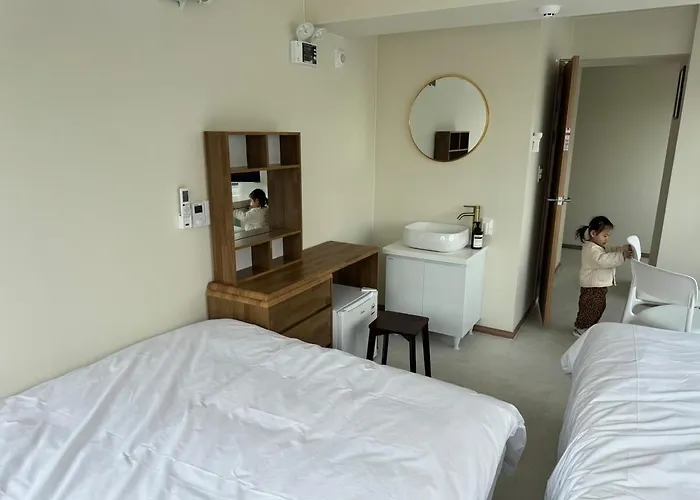 Hausda Private Bathroom Two-queen-beds Picture Window *