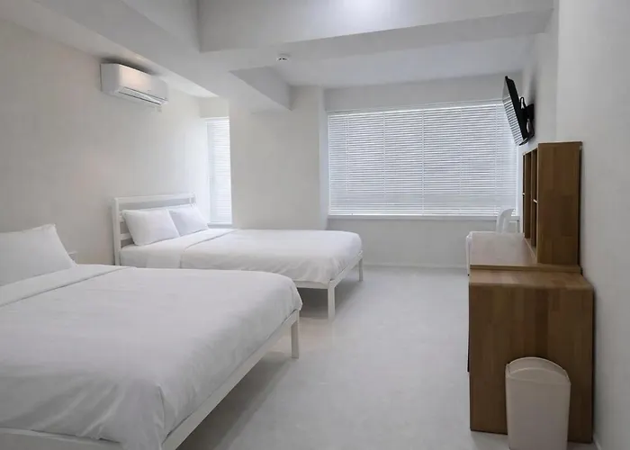 Gasthof Hausda Private Bathroom Two-queen-beds Picture Window *