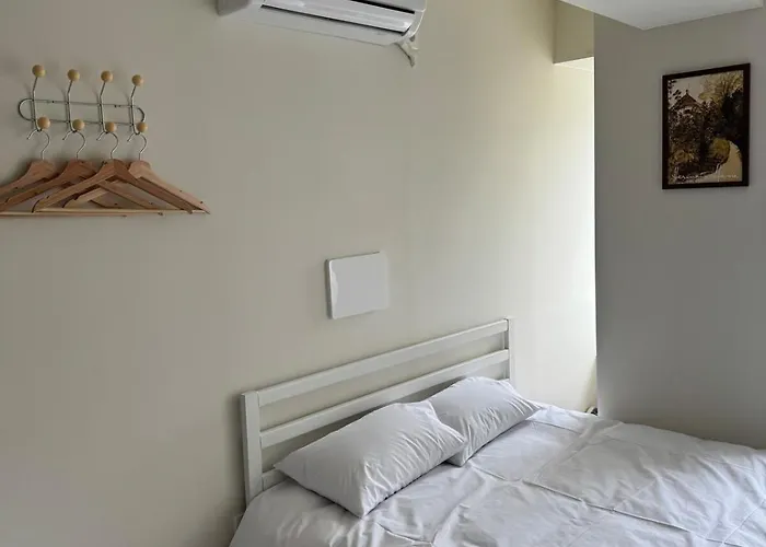 Gasthof Hausda Private Bathroom Two-queen-beds Picture Window *