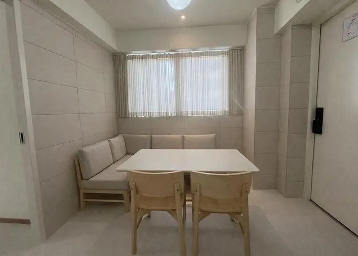 Hausda Private Bathroom Two-queen-beds Picture Window Гостевой дом Сеул