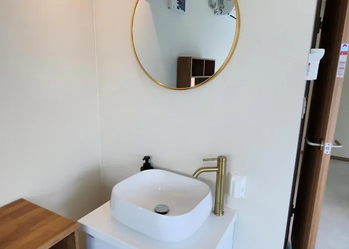 Гостевой дом Hausda Private Bathroom Two-queen-beds Picture Window