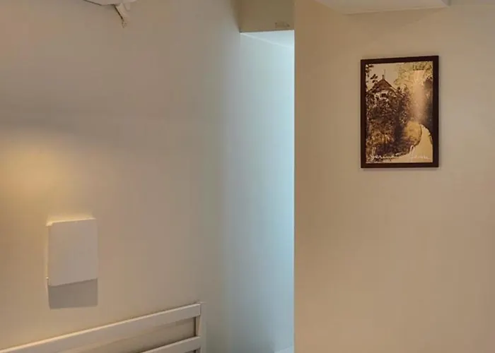 Hausda Private Bathroom Two-queen-beds Picture Window *