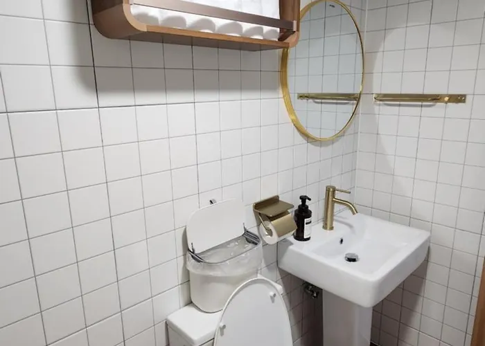 Hausda Private Bathroom Two-queen-beds Picture Window